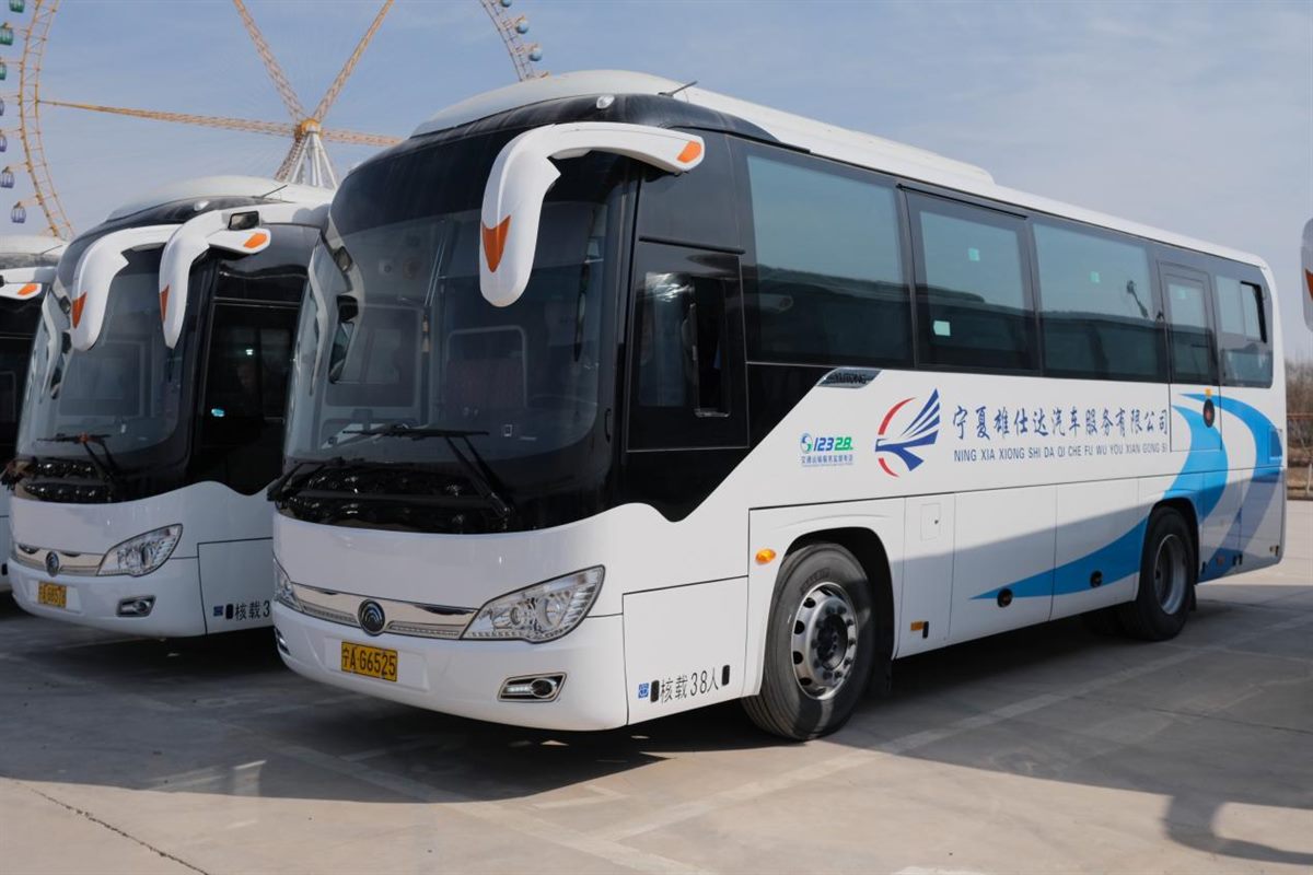 38-59座大巴车